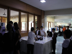 Evrensel Kolej